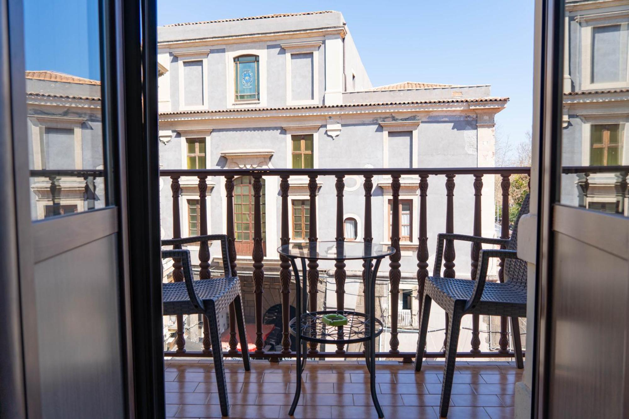Sicily In Home Centro Catania Pescheria Exterior photo