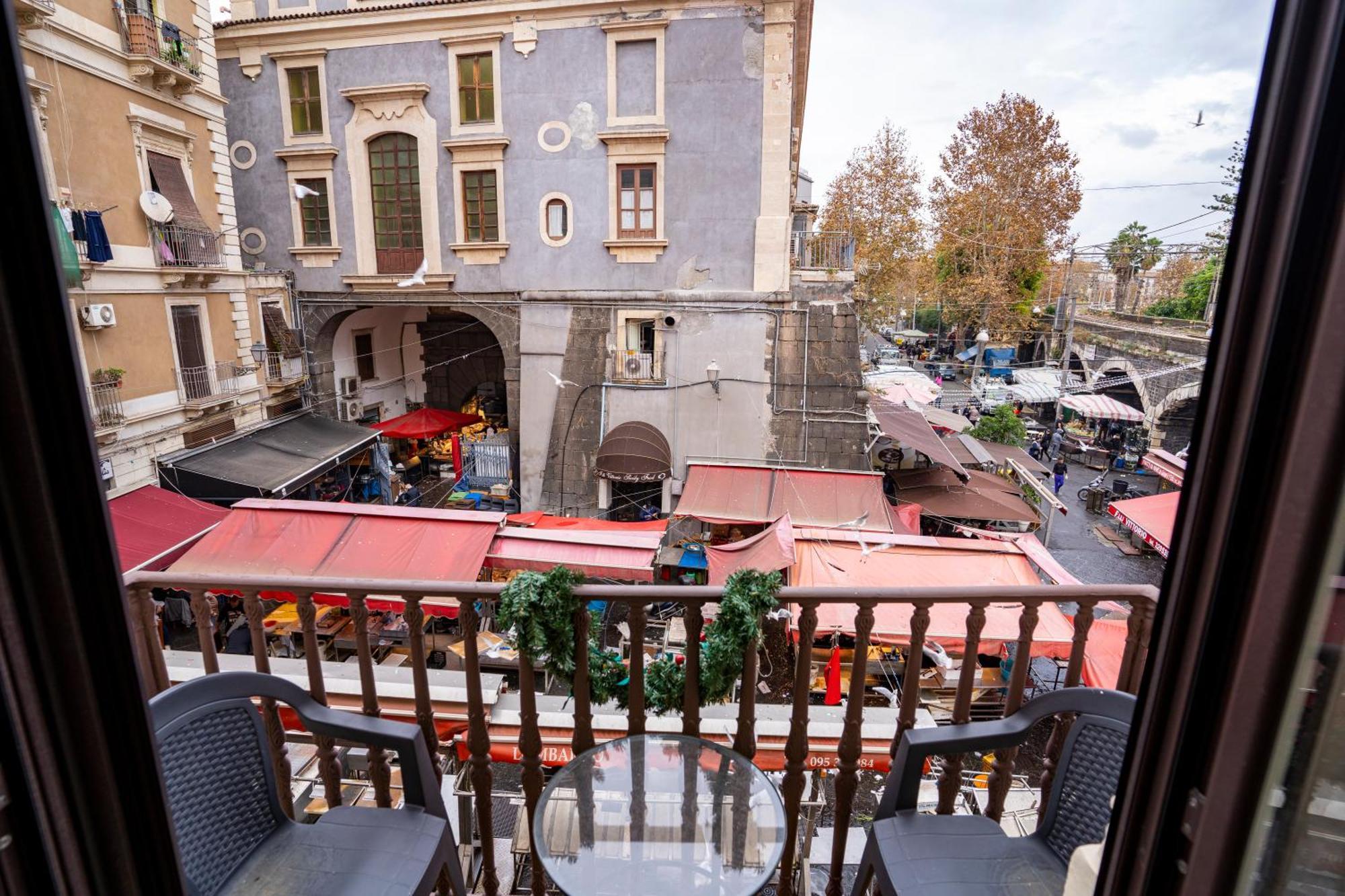 Sicily In Home Centro Catania Pescheria Exterior photo